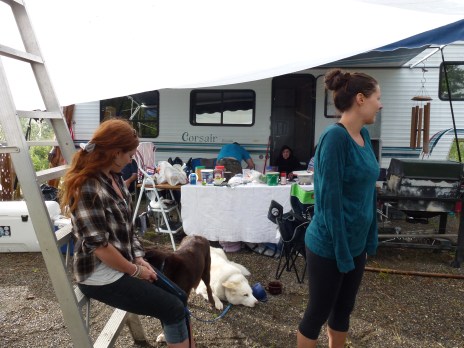 Caitlyn, Laura and the Atherton clan, Keira and Grisome!